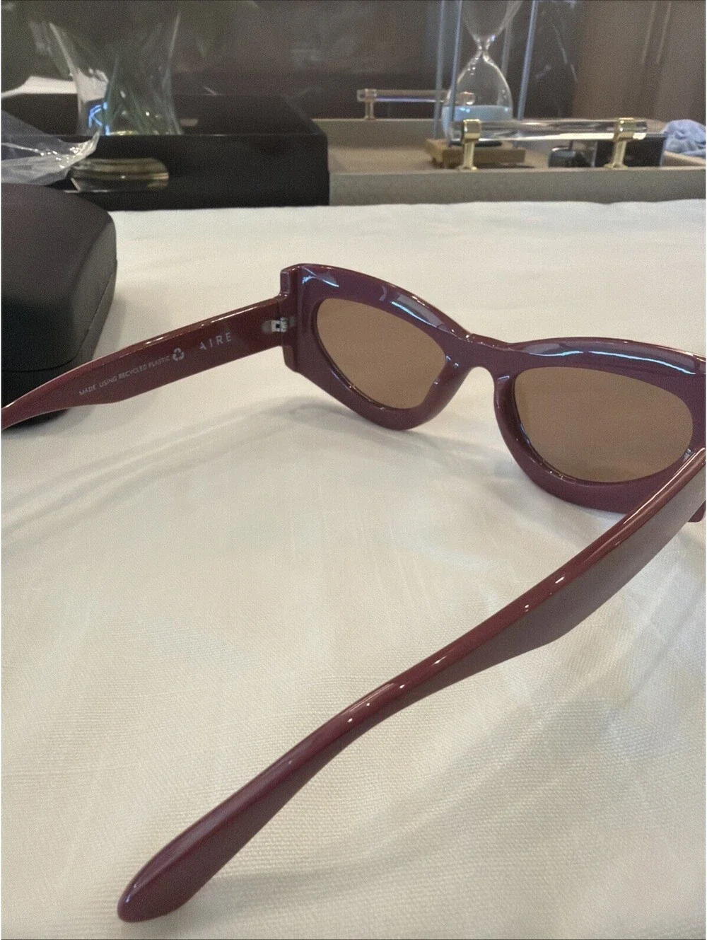Aire Electra Sunglasses revolve Site